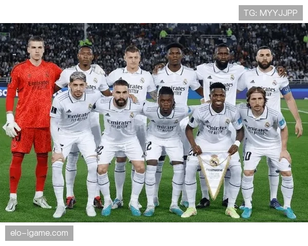 西甲巅峰对决再燃战火：巴萨皇马强强对话引爆球迷期待