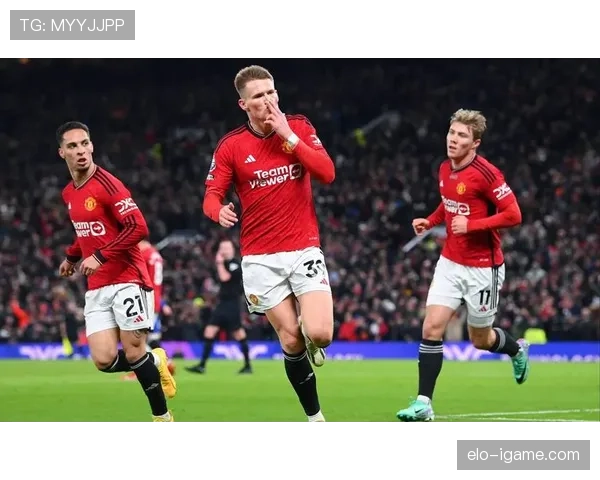 莱万多夫斯基状态回暖，持续展现顶级射手本色