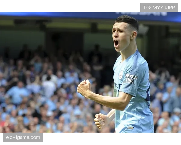 菲尔·福登在英格兰队比赛中表现稳健，助力球队取得关键胜利