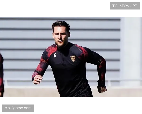 足球明星专访:近期表现稳健,状态持续提升