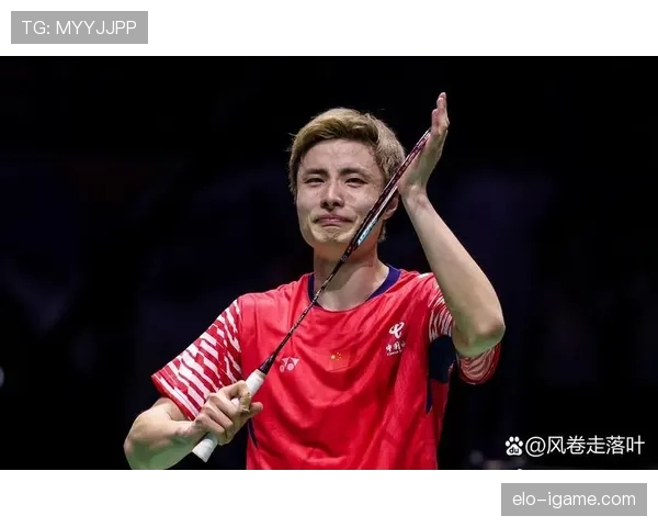 石宇奇打完比赛瞬间变路人，谁能想到赛场上那股狠劲其实藏着这种日常迷糊样？